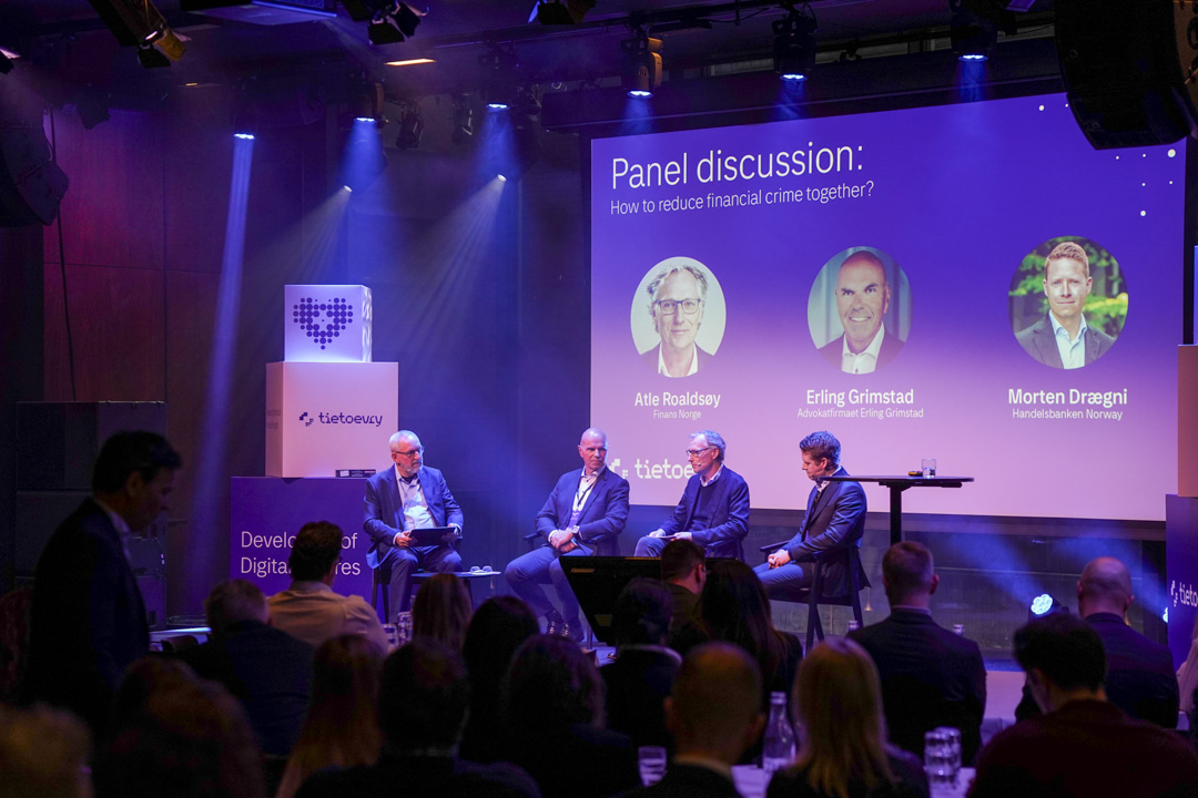 Charing a panel discussion at the Tietoevry FCP Summit